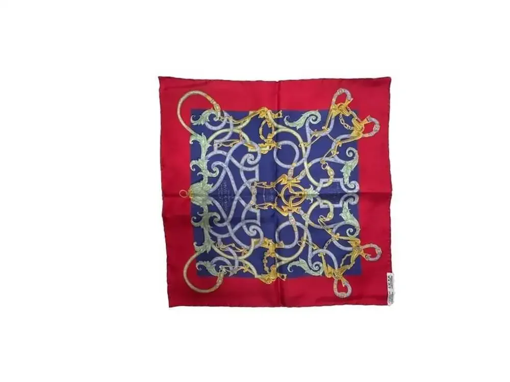 Hermes L'Instruction du Roy Carre 45 Equestrian Royal Theme Silk Scarf.